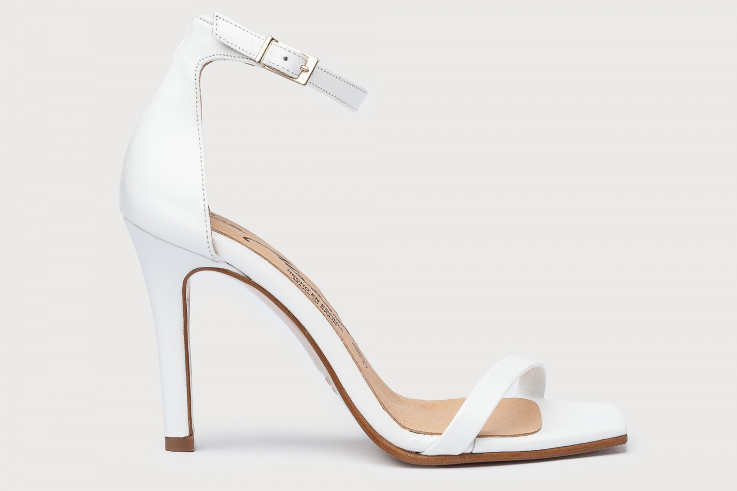 SANDALIAS BLANCO PULSERA CERRADA EVA MAÑAS TACÓN 9.5 CM