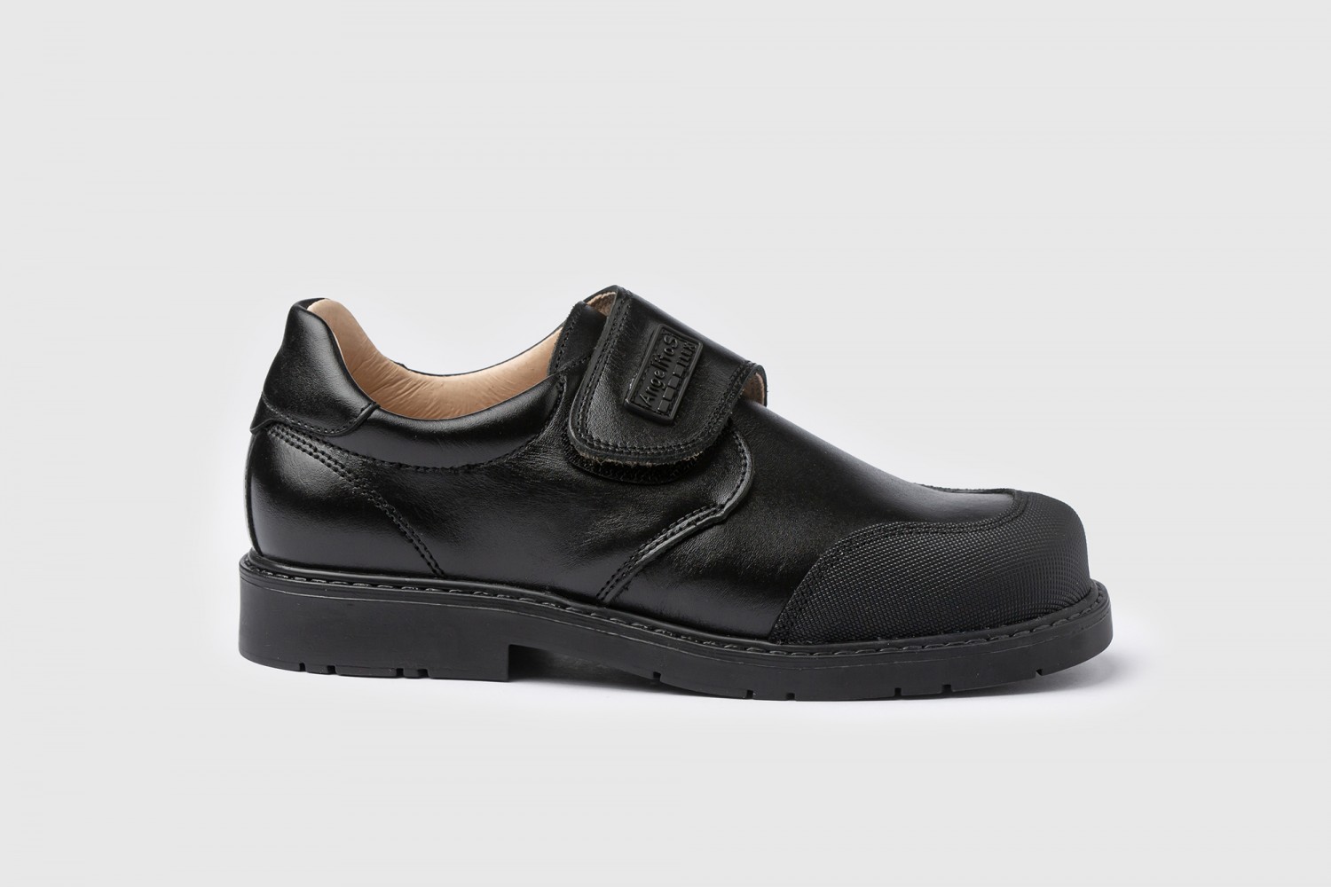 COLEGIAL NEGRO NIÑO VELCRO REFORZADO ANGELITOS