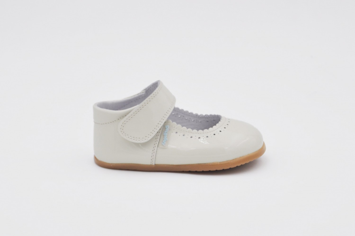 MERCEDITA BEIGE CHAROL CALZADO RESPETUOSO VELCRO ANGELITOS SUELA DROP 0