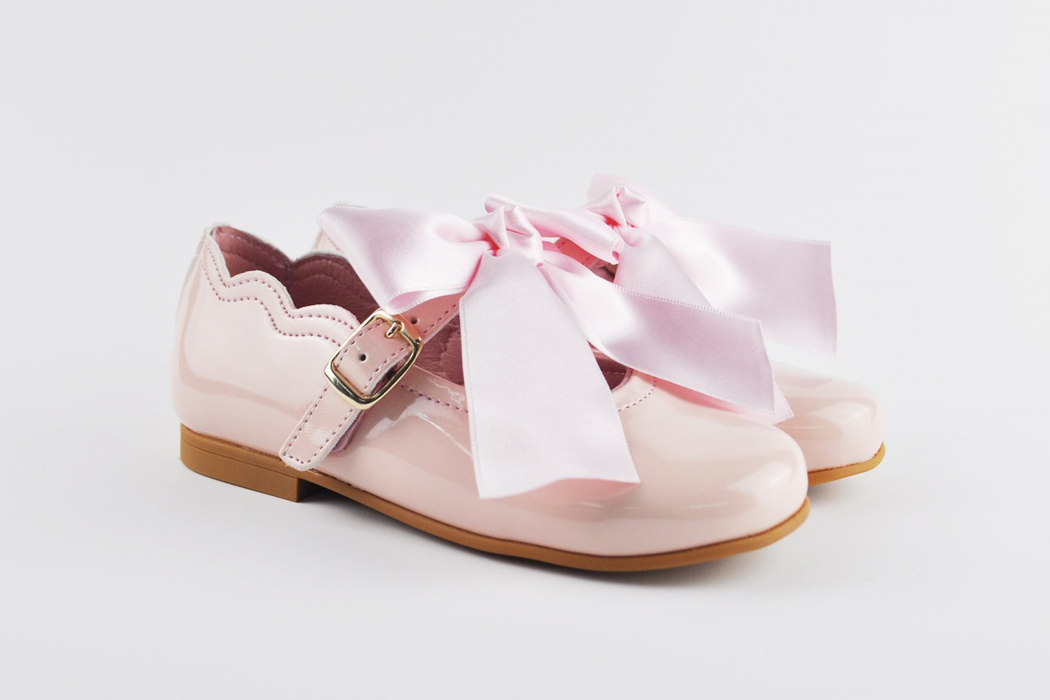 ANGELITOS MERCEDITA DE NIÑA CON LAZO ROSA