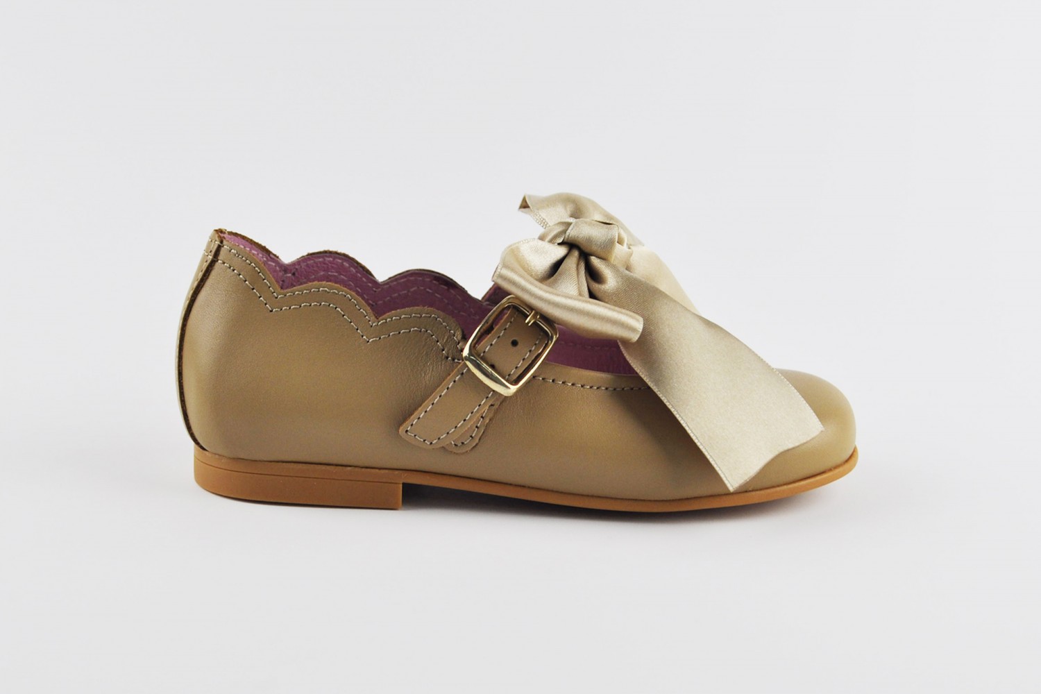 ANGELITOS MERCEDITA DE NIÑA CON HEBILLA Y LAZO CAMEL