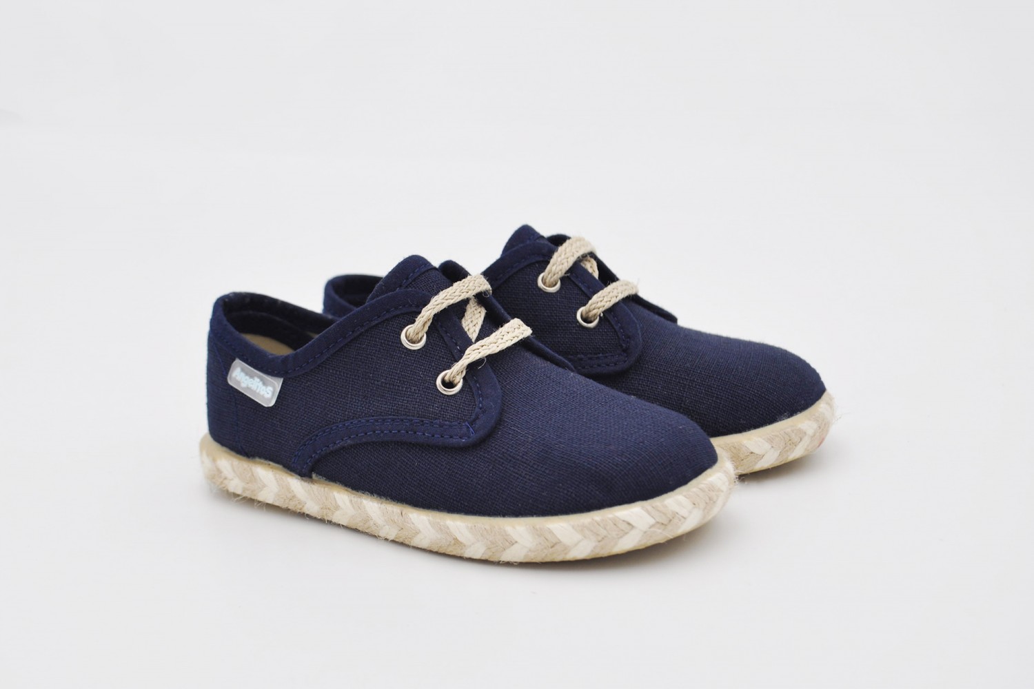 Angelitos canvas shoes hotsell