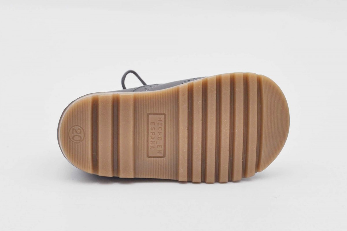 INGLESITA GRIS BOTA NAPA CORDONES ANGELITOS