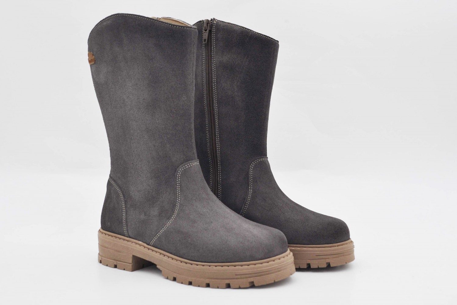 BOTA CAMPERA GRIS ANTE AFELPADO ANGELITOS 4 CM "TEX-NATURE GEL-MEMORY"