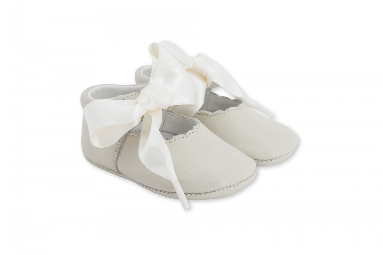 ANGELITOS MERCEDITA BEBÉ CON LAZO BEIGE