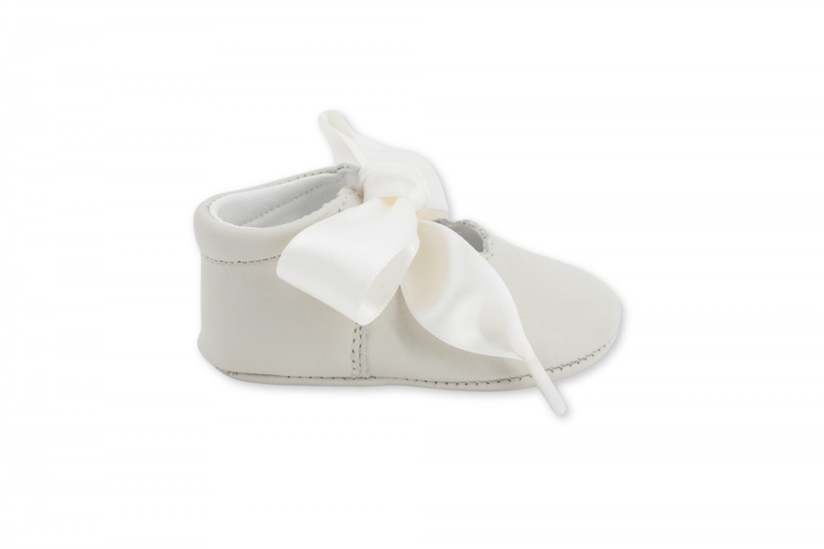 ANGELITOS MERCEDITA BEBÉ CON LAZO BEIGE