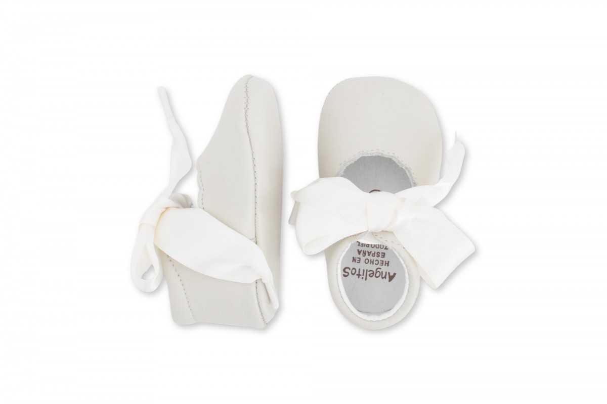 ANGELITOS MERCEDITA BEBÉ CON LAZO BEIGE