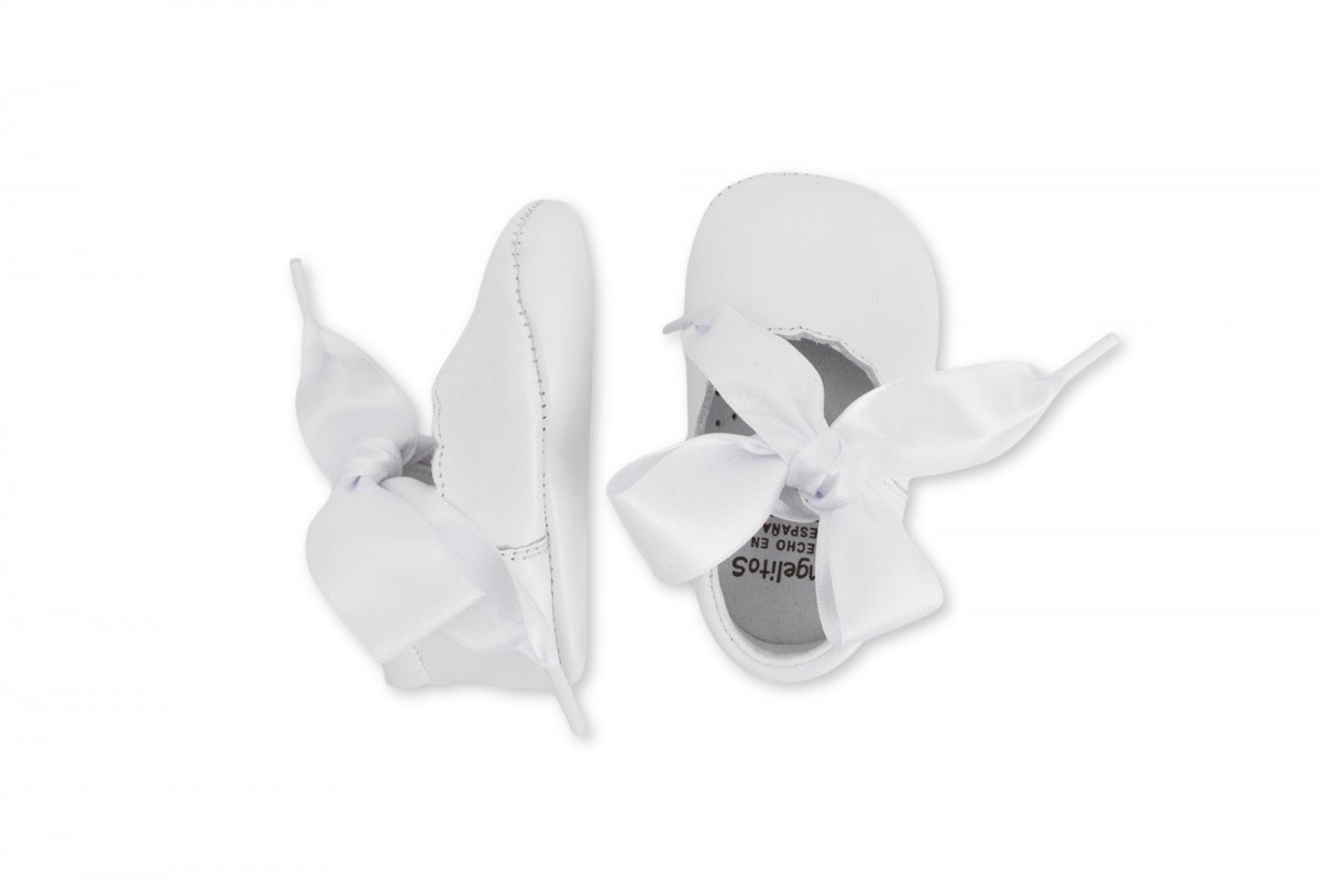 ANGELITOS MERCEDITA BEBÉ CON LAZO BLANCA